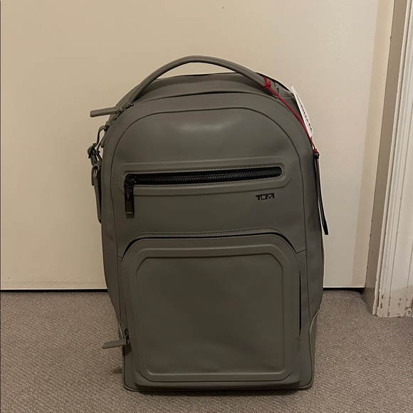 Tumi Other - TUMI taupe gray Men’s Warren Backpack 100%leather 17x12x5 and laptop section